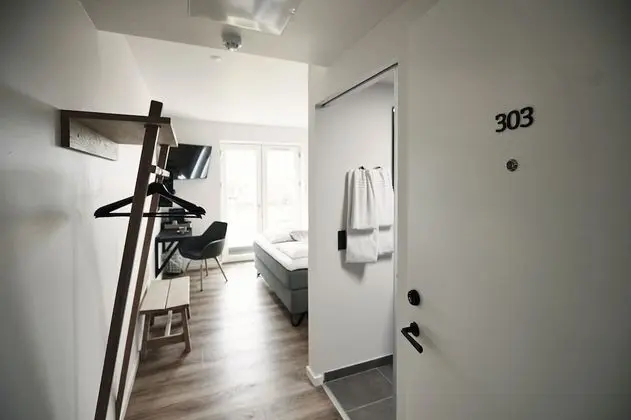 Business Oda, 1 En Büyük (King) Boy Yatak, Küvet, Şehir Manzaralı