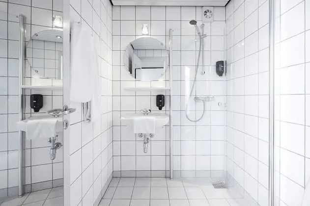 Standard Oda, 1 En Büyük (King) Boy Yatak, Engellilere Uygun, Şehir Manzaralı