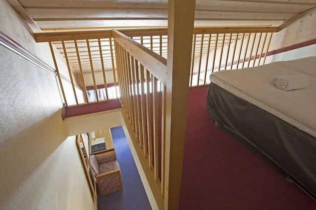 Standard Dört Kişilik Oda