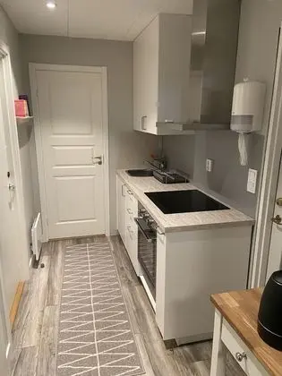 İki Ayrı Yataklı Oda, Ortak Banyo (Hostel, bed sheets are not provided)