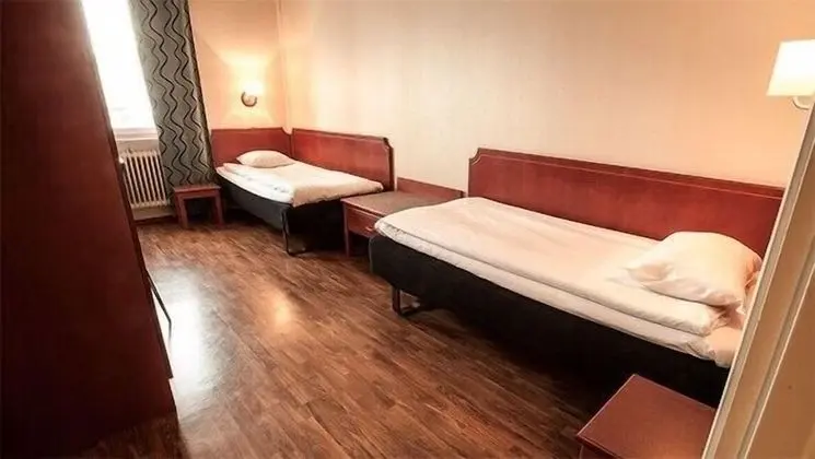 İki Ayrı Yataklı Oda, 2 Tek Kişilik Yatak