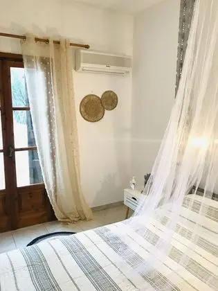 Basic Tek Büyük veya İki Ayrı Yataklı Oda