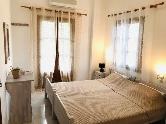 Üç Kişilik Oda