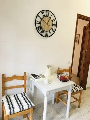 Üç Kişilik Oda