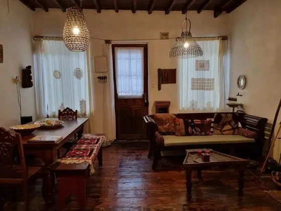 Ev, 2 Yatak Odası, Balkon