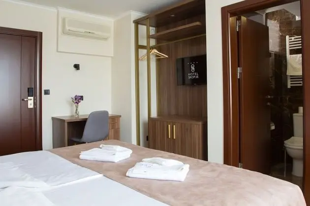 Tek Büyük veya İki Ayrı Yataklı Oda