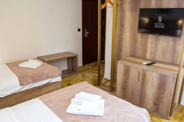 Tek Büyük veya İki Ayrı Yataklı Oda