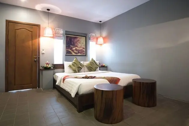 Deluxe Tek Büyük Yataklı Oda, Bahçe Manzaralı