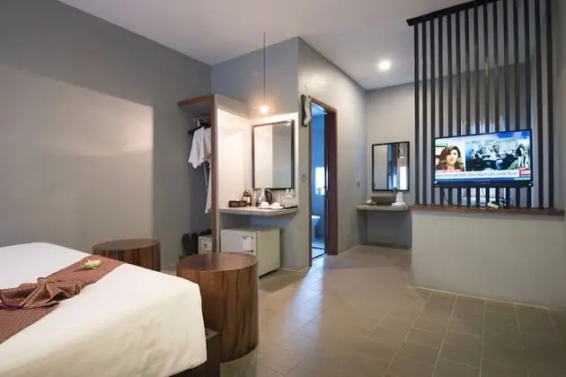 Deluxe Tek Büyük Yataklı Oda, Bahçe Manzaralı