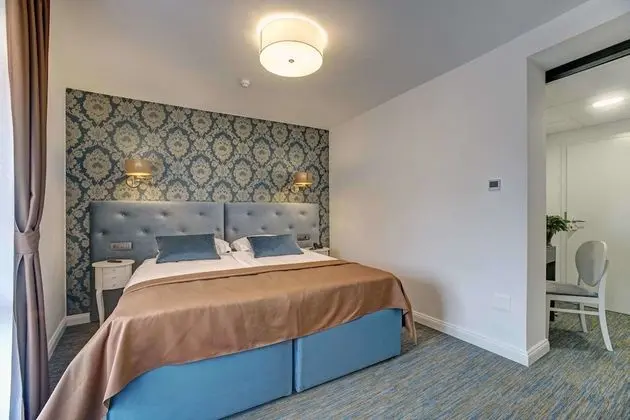 Tek Büyük veya İki Ayrı Yataklı Oda