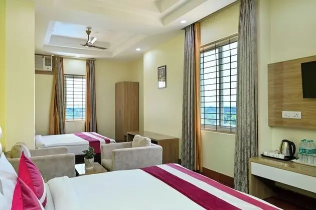 Deluxe Family Room