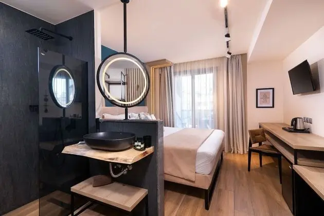 Deluxe Tek Büyük Yataklı Oda