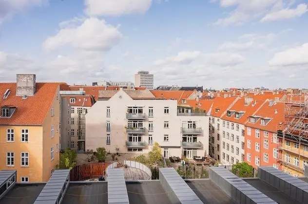 Deluxe Tek Büyük Yataklı Oda, Şehir Manzaralı (Skyline King)