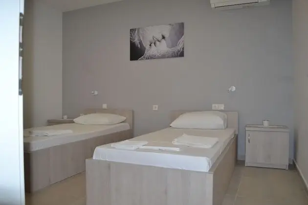 Tek Büyük Yataklı Oda, Özel Banyo (8)