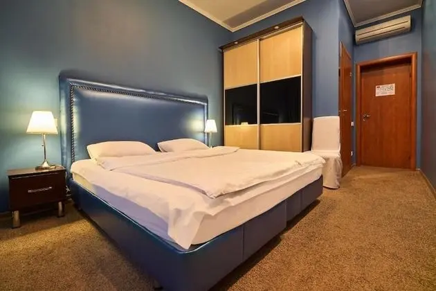 Standard Tek Büyük veya İki Ayrı Yataklı Oda