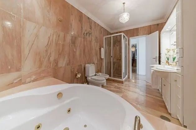 Villa, 5 Yatak Odası