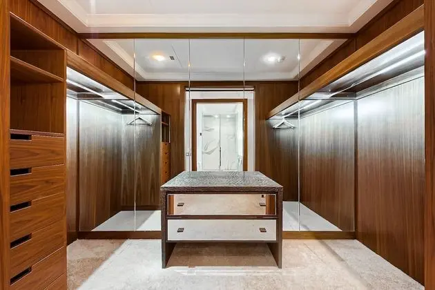 Sky Crown Apartment, 110 m2, 49th floor of the "Federation Tower West"