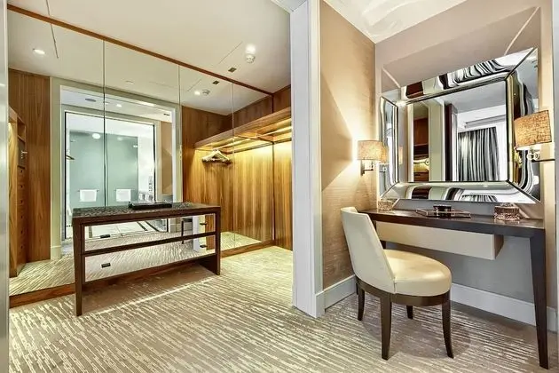 Sky Embassy Apartment, 220 m2, 49th floor of the "Federation Tower West"