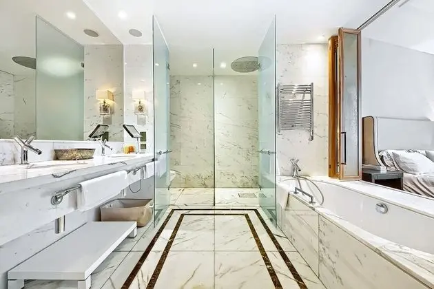 Sky Embassy Apartment, 220 m2, 49th floor of the "Federation Tower West"