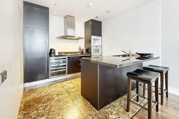 Sky Hermitage Apartment, 125 m2, 49th floor of the "Federation Tower West"