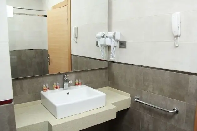 Standard Tek Büyük Yataklı Oda, Şehir Manzaralı