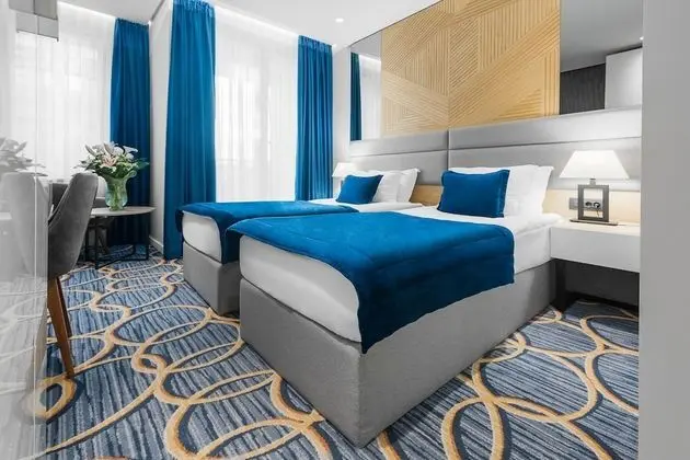 Standard Twin Room with Free Parking