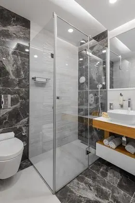 Standard Twin Room with Free Parking