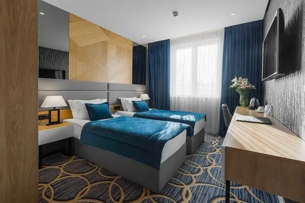 Standard Twin Room with Free Parking