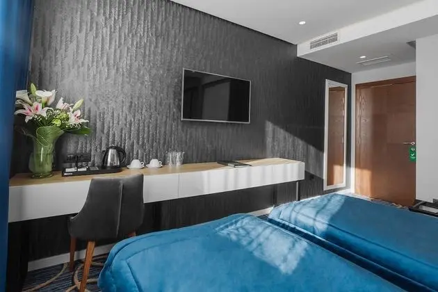 Standard Twin Room with Free Parking