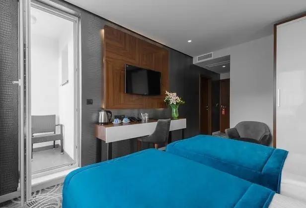 Standard Twin Room with Free Parking