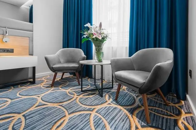 Standard Twin Room with Free Parking