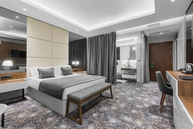 Superior Double Room with Free Parking