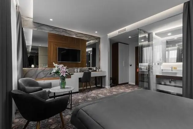Superior Double Room with Free Parking