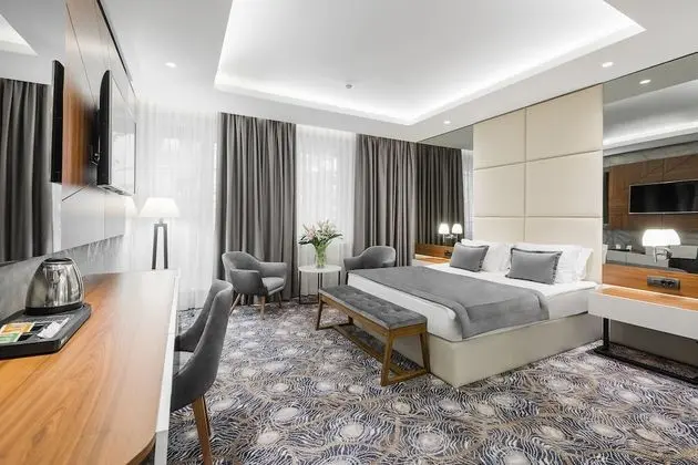 Superior Double Room with Free Parking