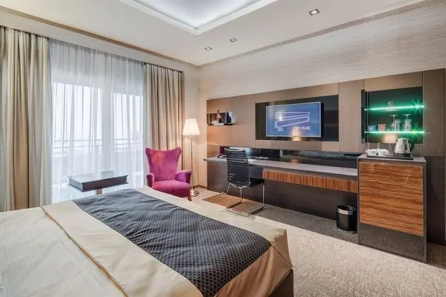 Executive Tek Kişilik Oda, Balkon, Havuz Manzaralı