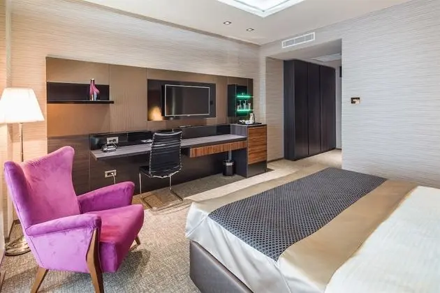 Executive Tek Kişilik Oda, Balkon, Havuz Manzaralı