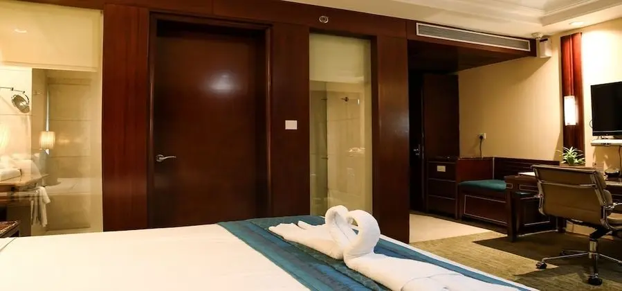 Executive Single, Double or Twin Room