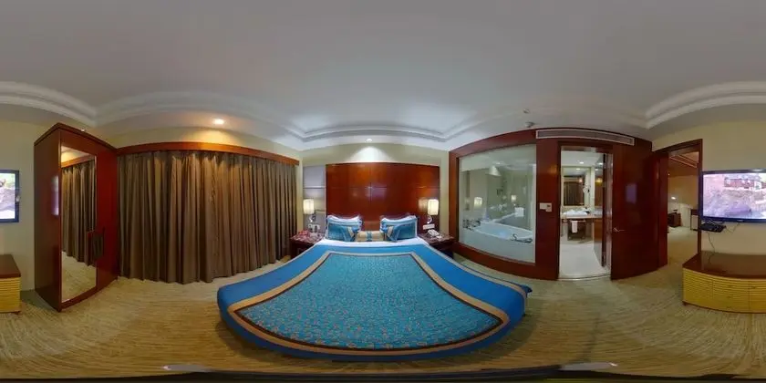 Royal Suite