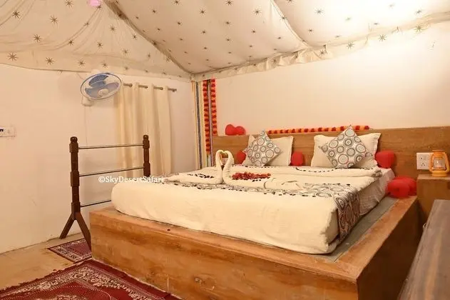 Deluxe Çadır, 1 Büyük (Queen) Boy Yatak