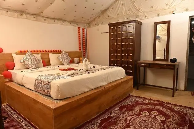 Deluxe Çadır, 1 Büyük (Queen) Boy Yatak