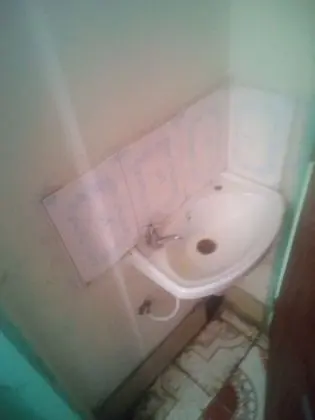 Büyük Yataklı Tek Kişilik Oda