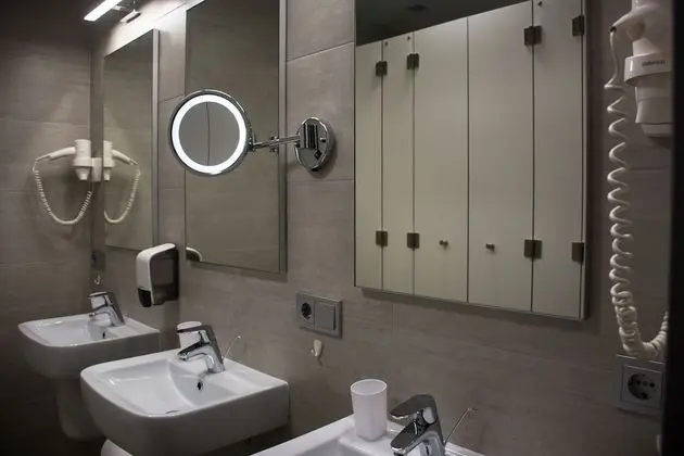Comfort Ortak Ranzalı Oda, Karma Ranzalı Oda, Ortak Banyo, Şehir Manzaralı (8 beds)