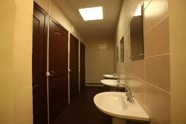 Ortak Ranzalı Oda, Sadece erkekler için (8 guests)