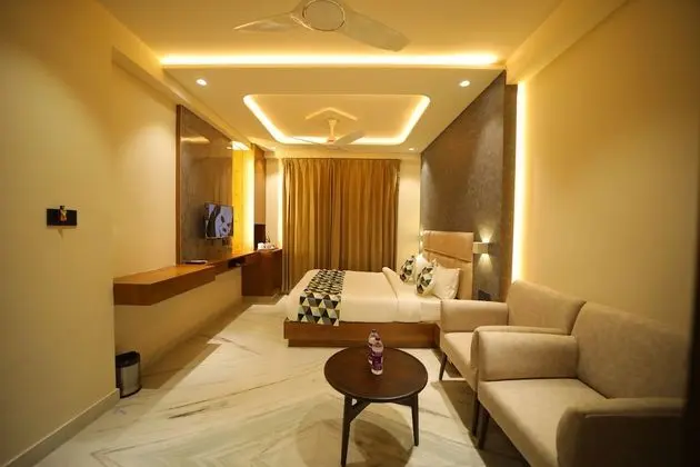 Luxury Oda