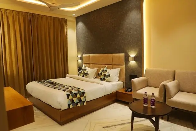 Luxury Oda