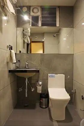 Luxury Oda