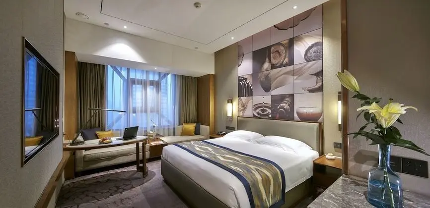 Business Tek Büyük veya İki Ayrı Yataklı Oda