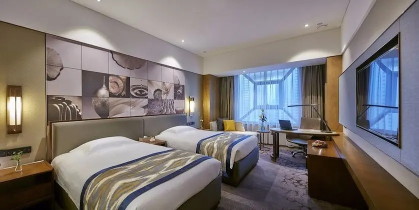 Business Tek Büyük veya İki Ayrı Yataklı Oda