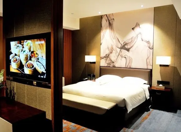 Deluxe Tek Büyük Yataklı Oda