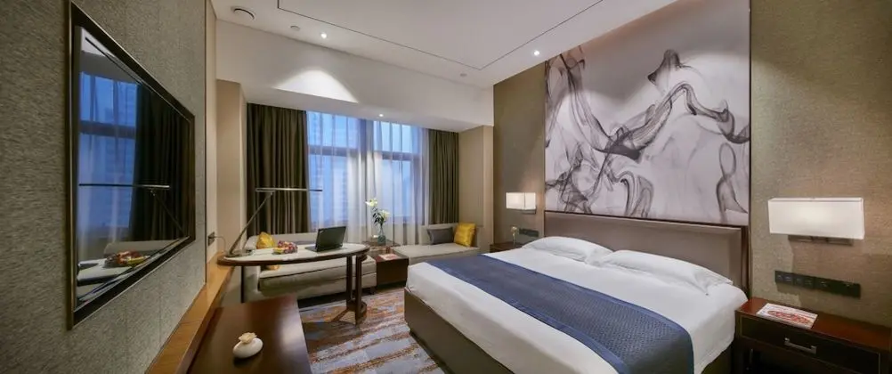 Deluxe Tek Büyük Yataklı Oda